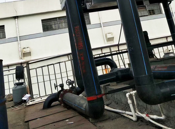 MMXVIII SRTP pipe ignis pugnando in magna officina in Russia