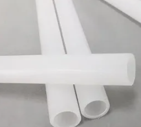 Quomodo durabilia sunt PVDF Fistulae aliis materiis comparatae?